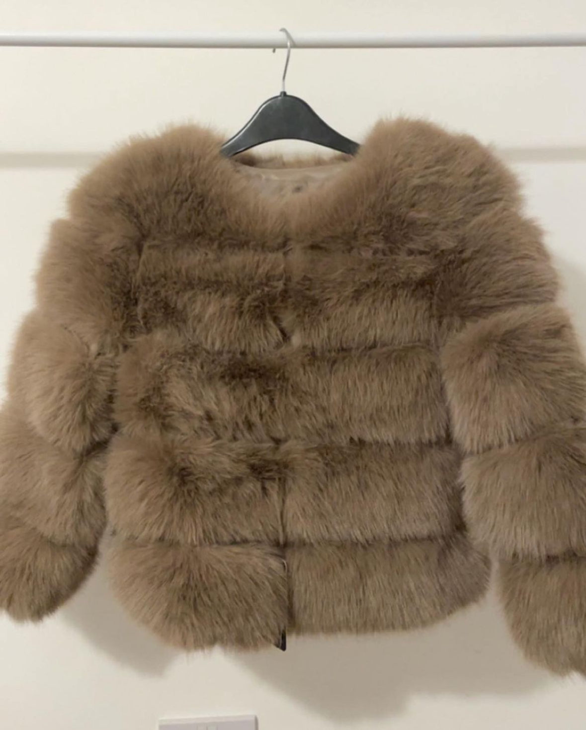 PRE ORDER FAUX FUR COAT