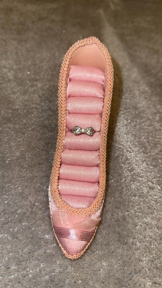 Women’s 925 sterling silver bow ring