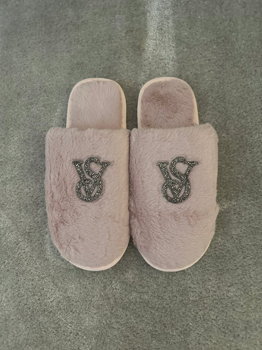VS fluffy slippers